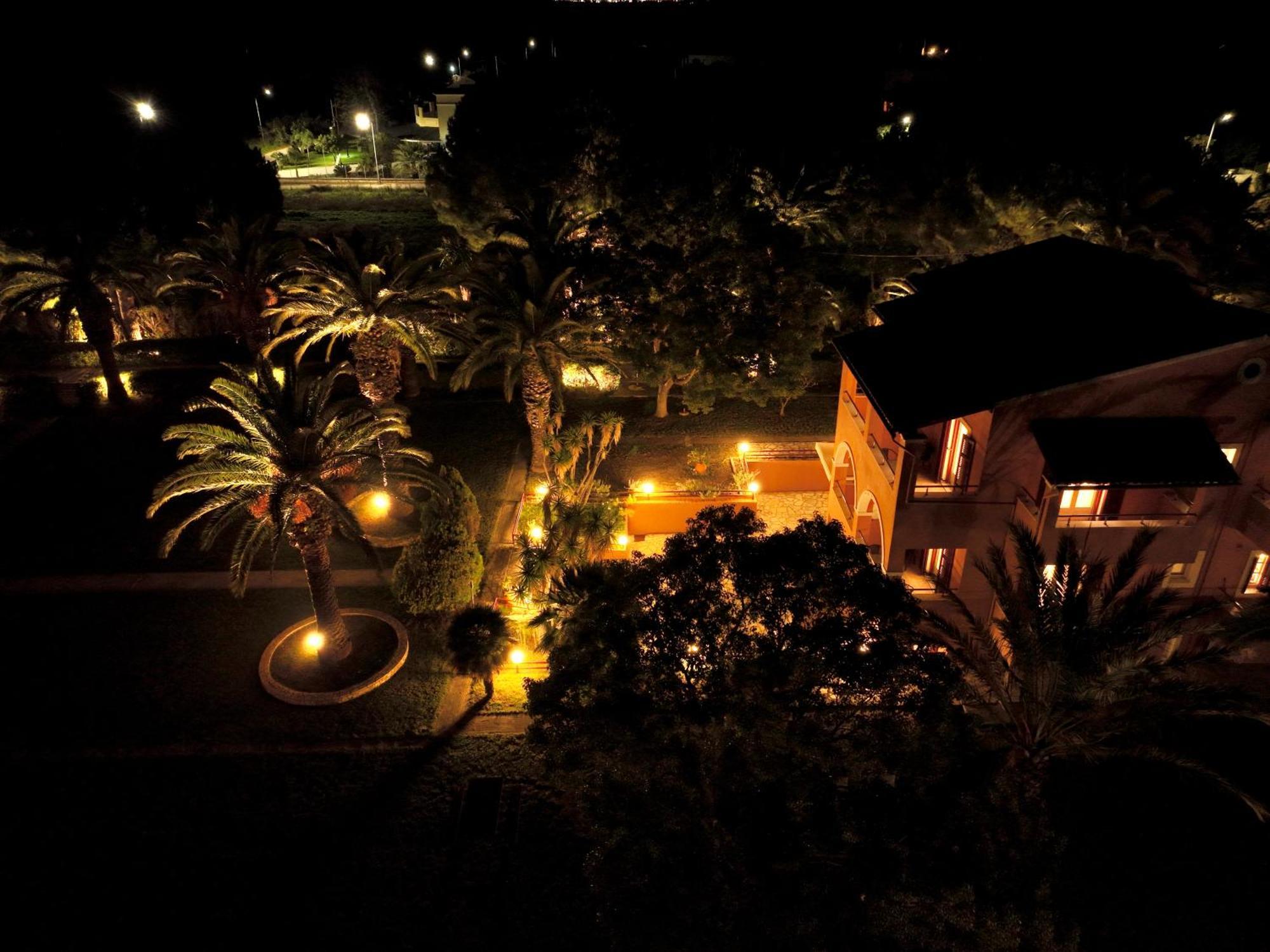 Villa Pami Almiros Beach Exterior photo